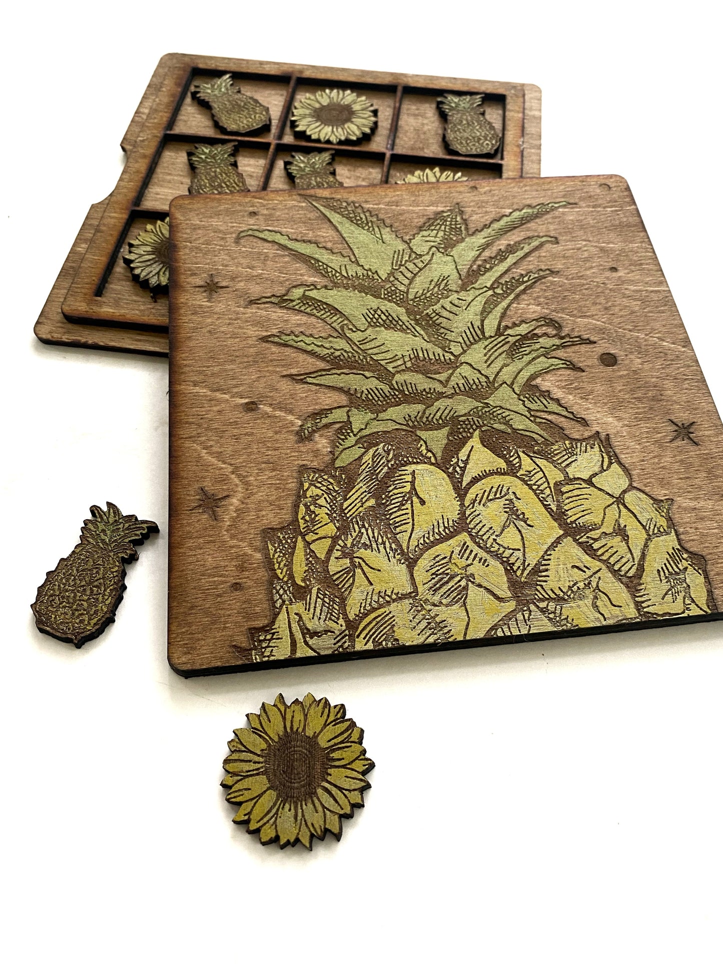 Pineapples and Sunflowers | Wooden Tic-Tac-Toe Game - Faux Theory Design