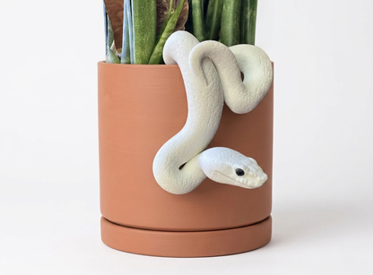 Modern Snake Pot Hanger: 3D Printed Serpent Decor for Indoor Plants