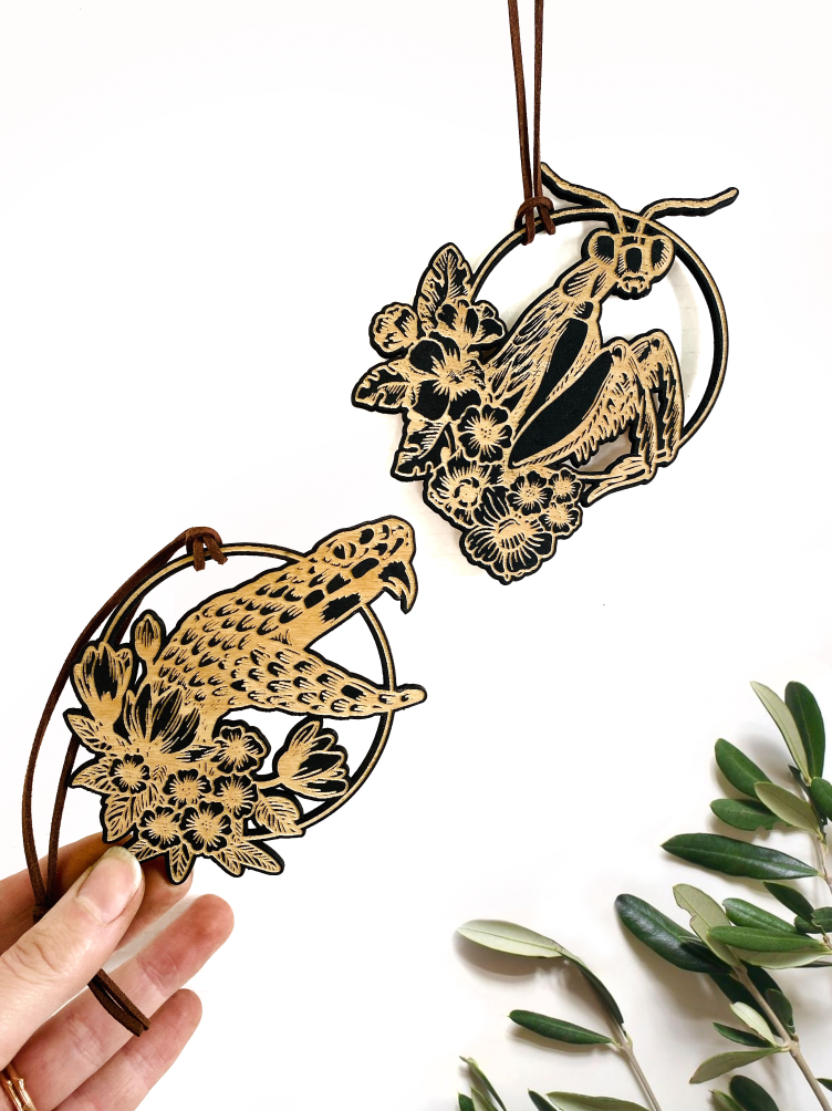 Curiosities Ornaments, Snake, Crocodile, and Praying Mantis