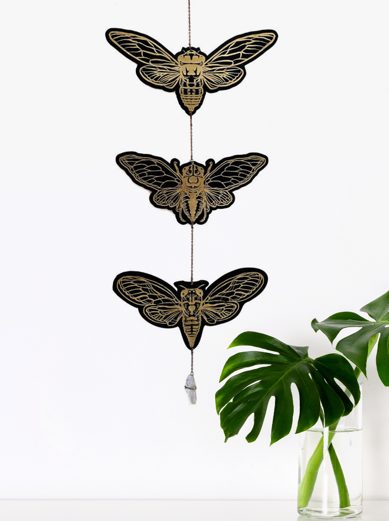 Black Cicada Garland
