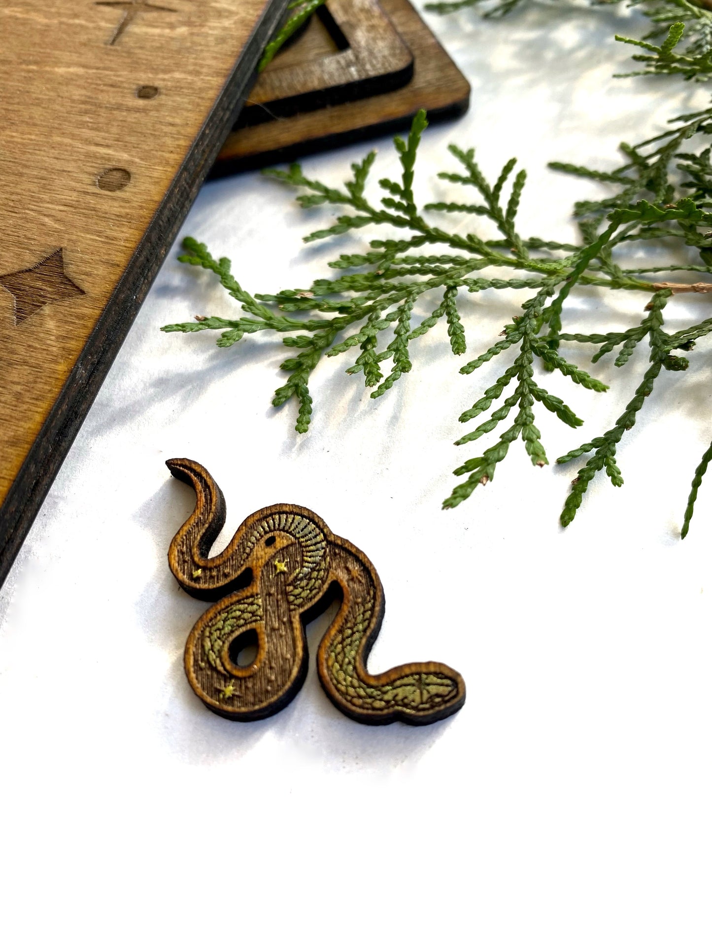 Snake and Moons | Wooden Tic-Tac-Toe Game - Faux Theory Design